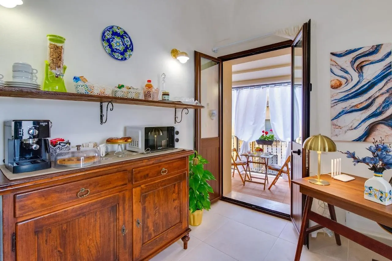 L'Antro Di Dedalo Bed & Breakfast Sciacca 0*,  Italy